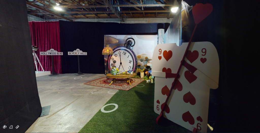 Virtual reality event theming