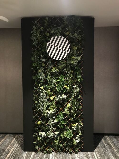 1.2m Living wall photo area